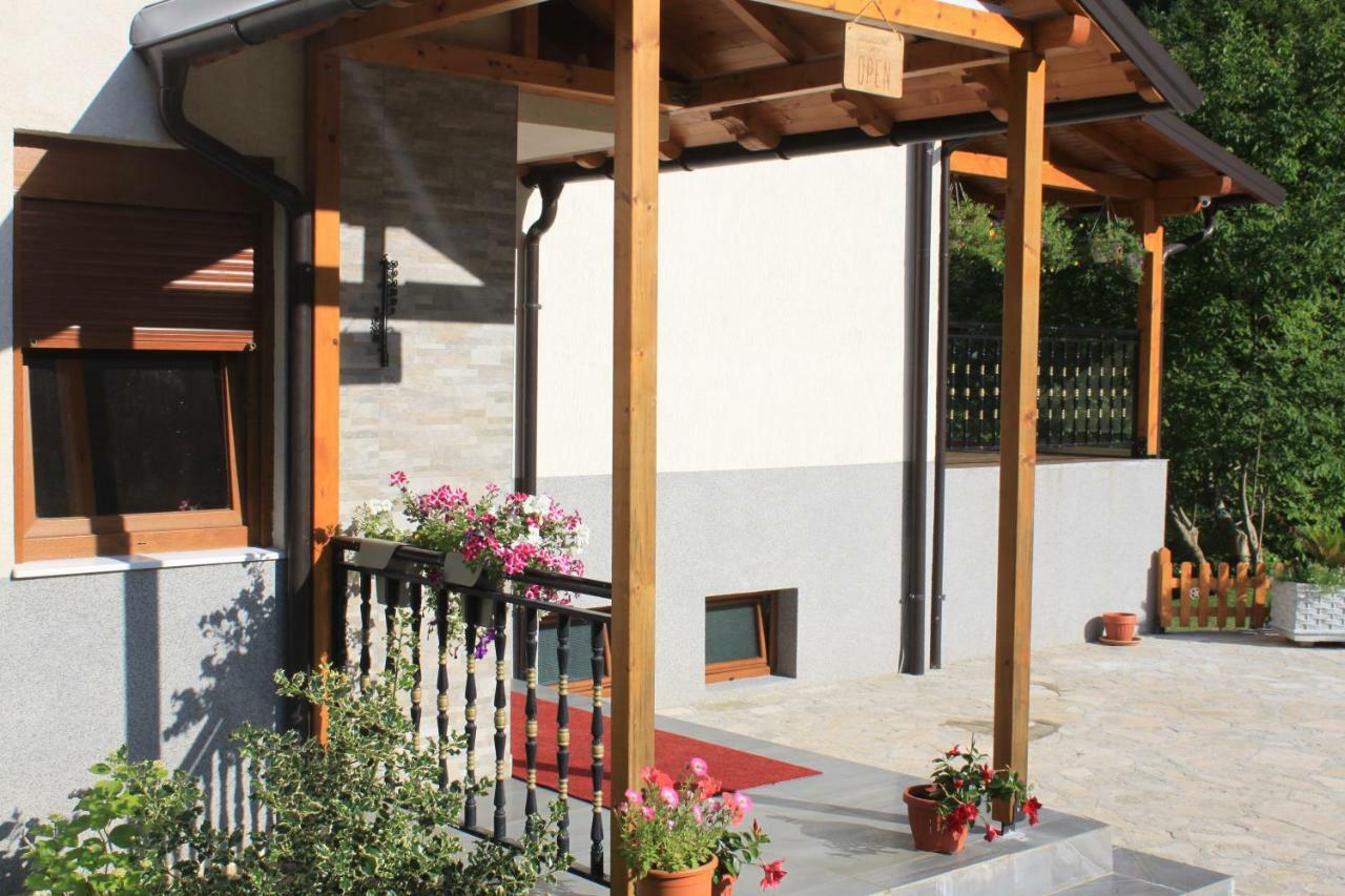 Vila Alexander B&B Valbone Exterior foto